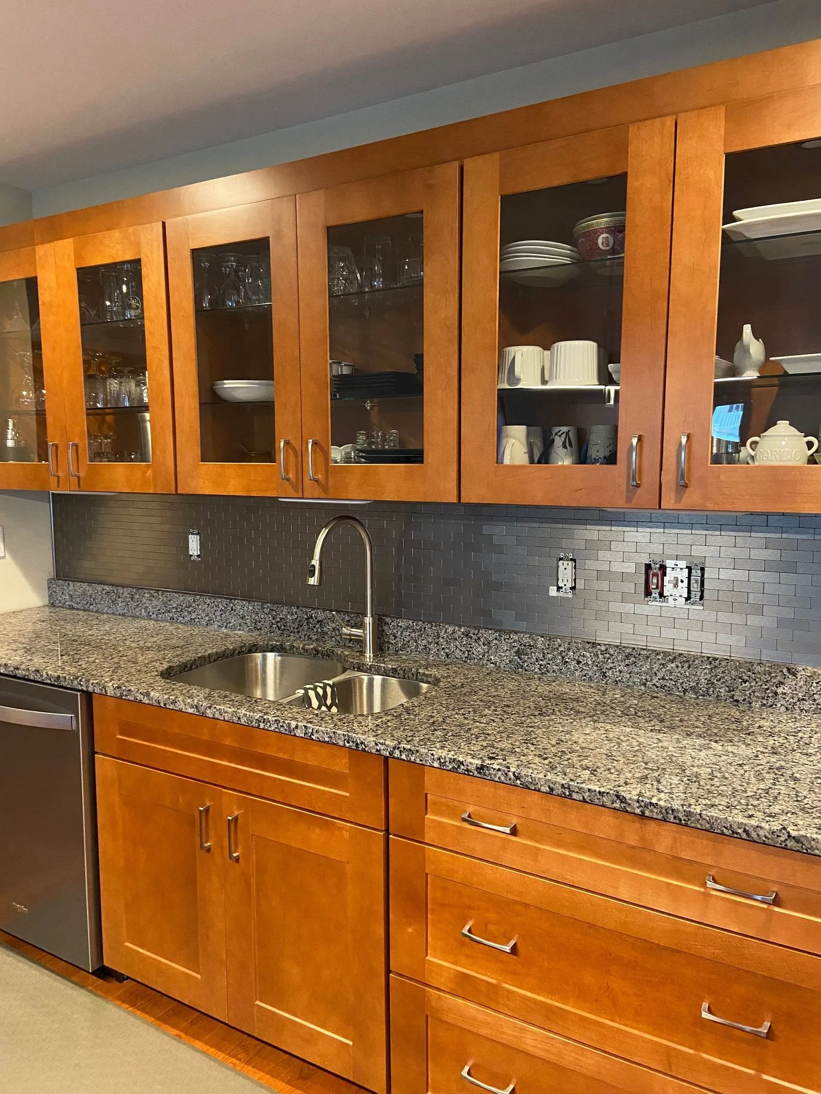 Kitchen backsplash