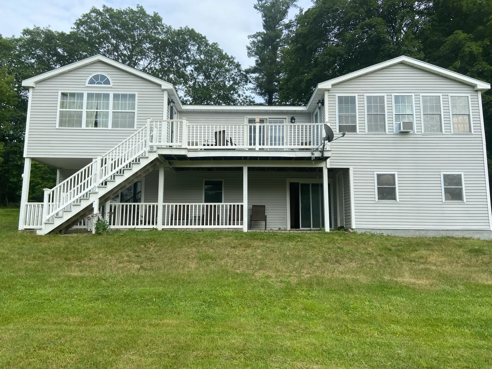 Deck before renovation